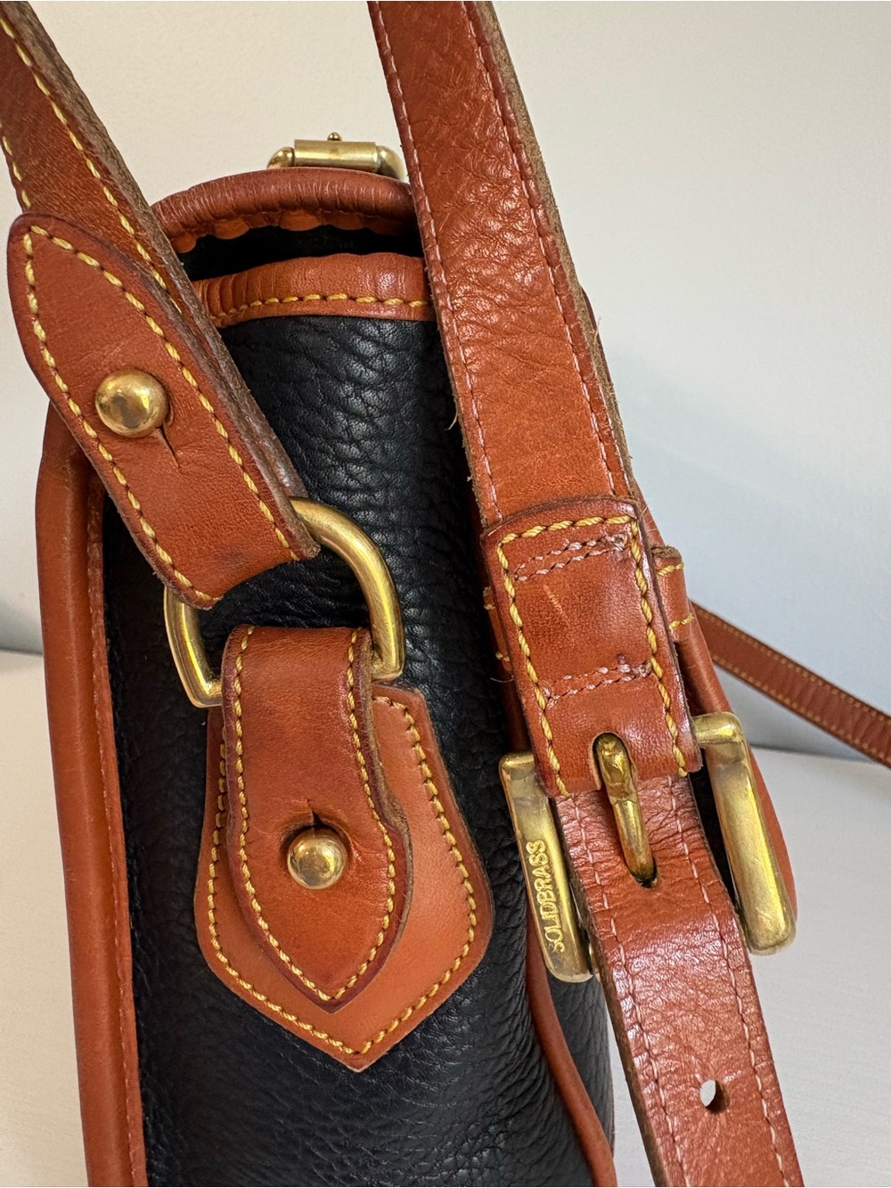 Vintage Dooney & Bourke AWL Leather Carrier Bag Black Tan Crossbody Satchel 90s - Picture 11 of 16
